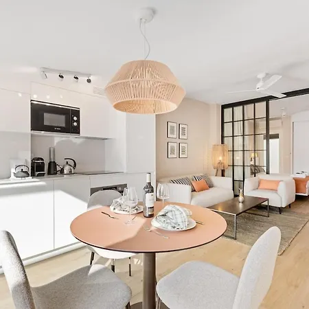 Arriola Penthouse By Pineapple Homes *