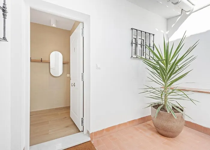Daire Arriola Penthouse By Pineapple Homes *